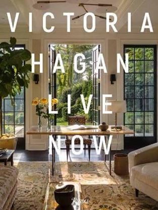 Imagen de VICTORIA HAGAN. LIVE NOW